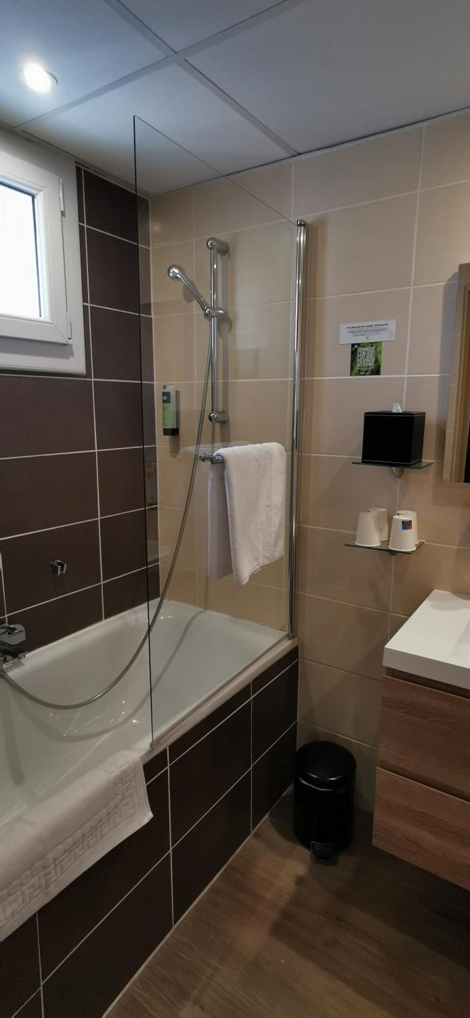 Hotel Le Valaurie Saint-Nazaire  Esterno foto