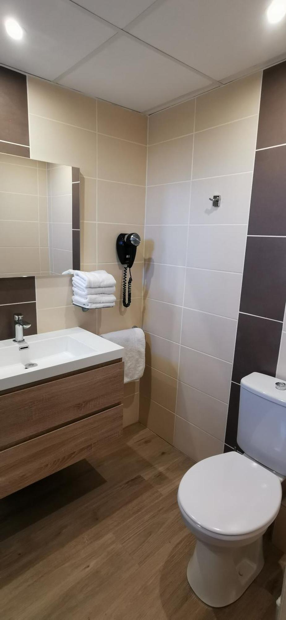 Hotel Le Valaurie Saint-Nazaire  Esterno foto