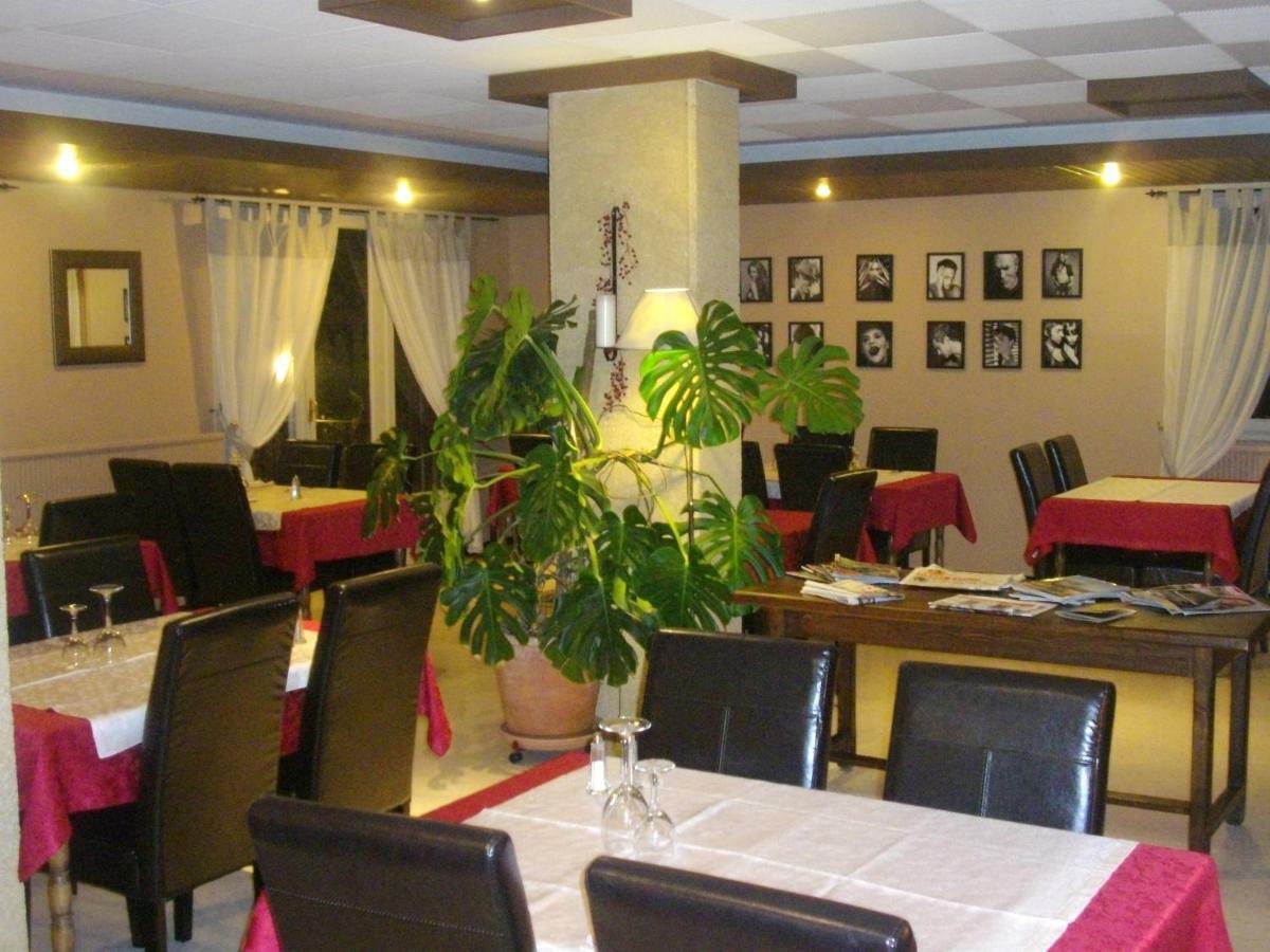 Hotel Le Valaurie Saint-Nazaire  Esterno foto